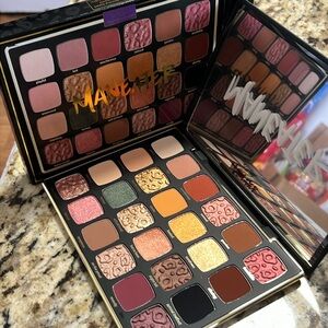 🌙♣️Tarte Maneater After Dark Palette
